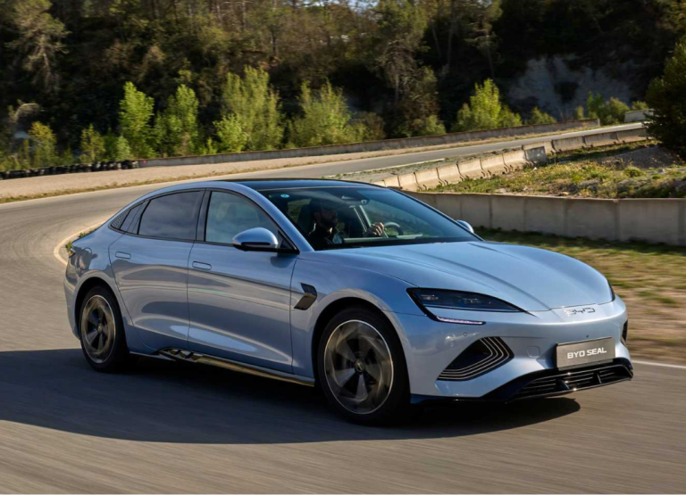 Surpresa na mobilidade elétrica: BYD desbanca Tesla e lidera vendas de EVs em Hong Kong pela primeira vez